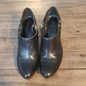 Women's Bandolino black Cassion Booties